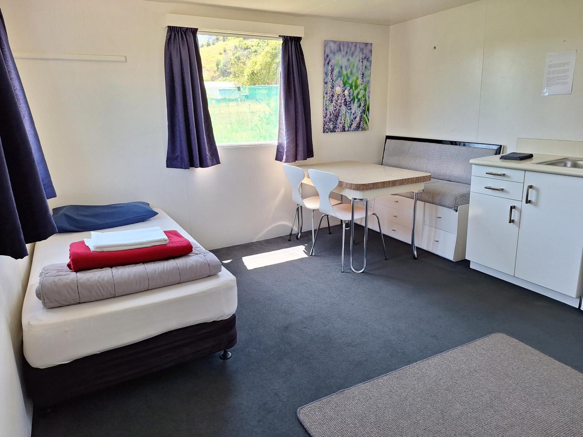 Picton'S Waikawa Bay Holiday Park Buitenkant foto