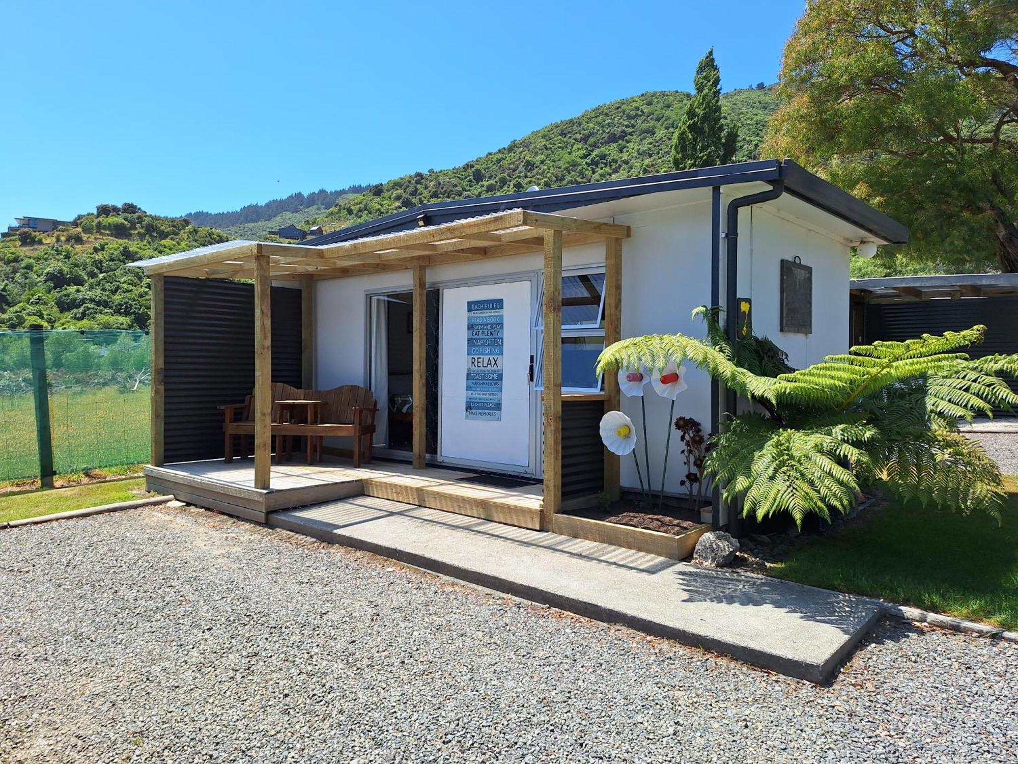 Picton'S Waikawa Bay Holiday Park Buitenkant foto