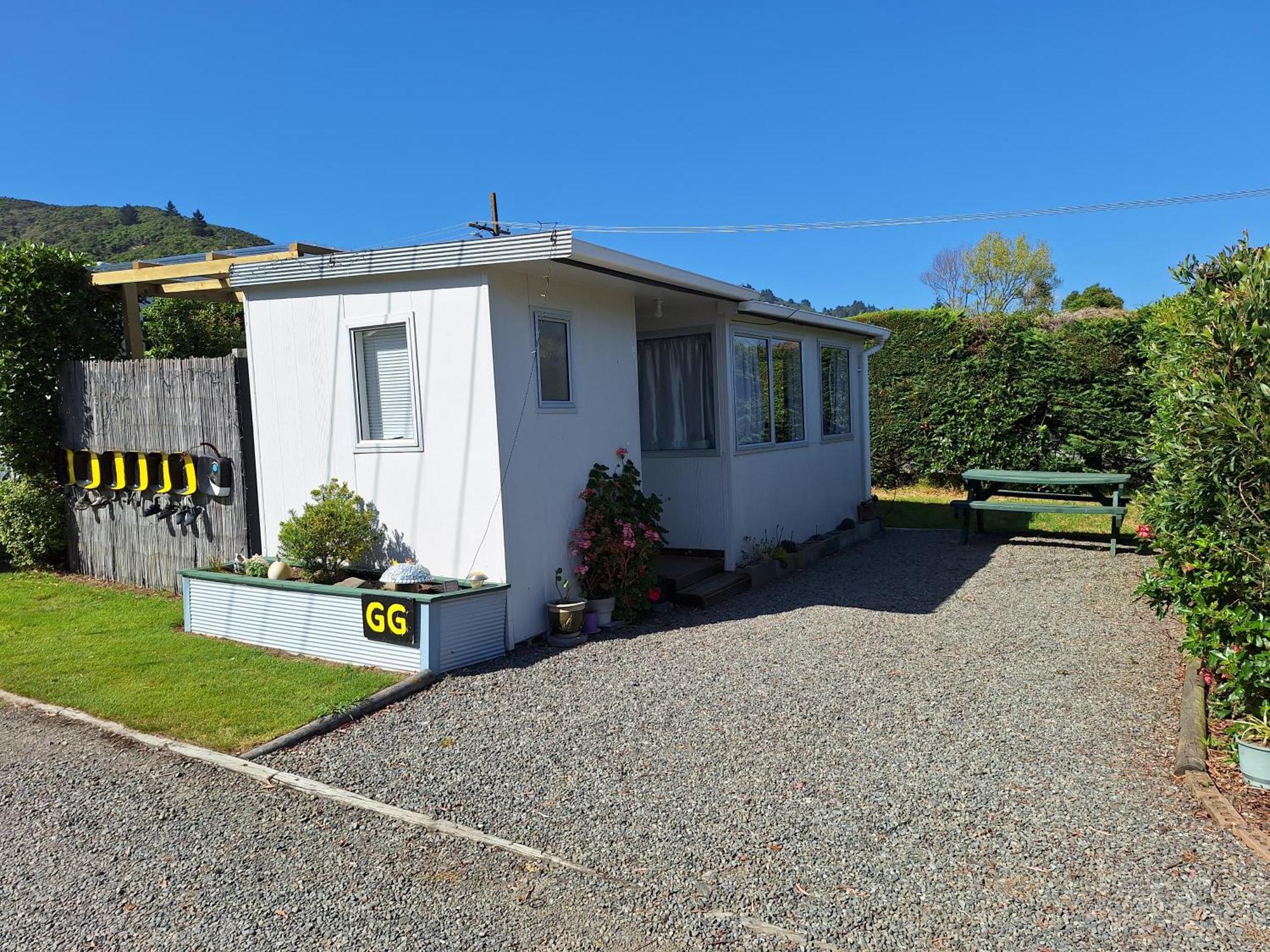 Picton'S Waikawa Bay Holiday Park Buitenkant foto